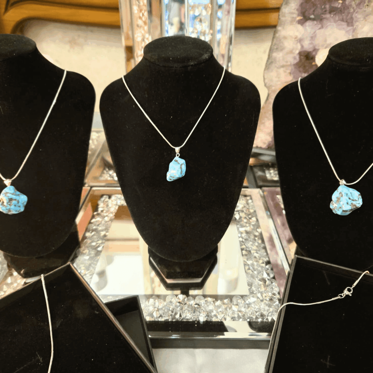 Turquoise Gemstone Necklace - Image 4